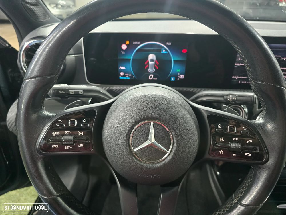 Mercedes-Benz A 180 d Urban Aut. - 15