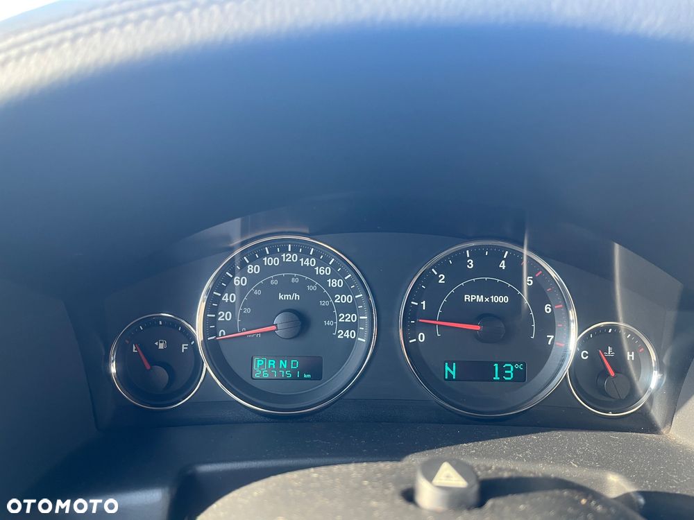 Jeep Commander 3.0 CRD DPF Automatik Limited - 5