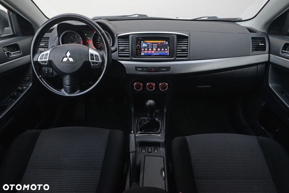 Mitsubishi Lancer 2.0 DI-D Intense - 30