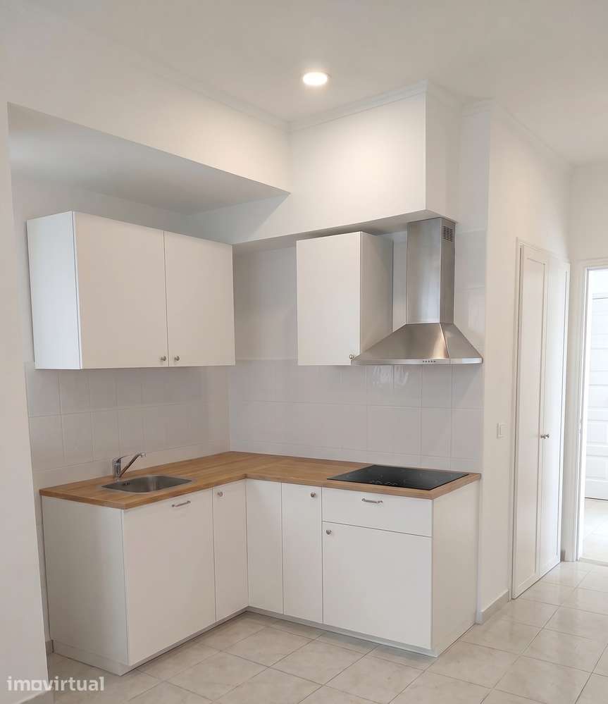 Apartamento T2 com Arrecadação em Faro - Grande imagem: 2/6