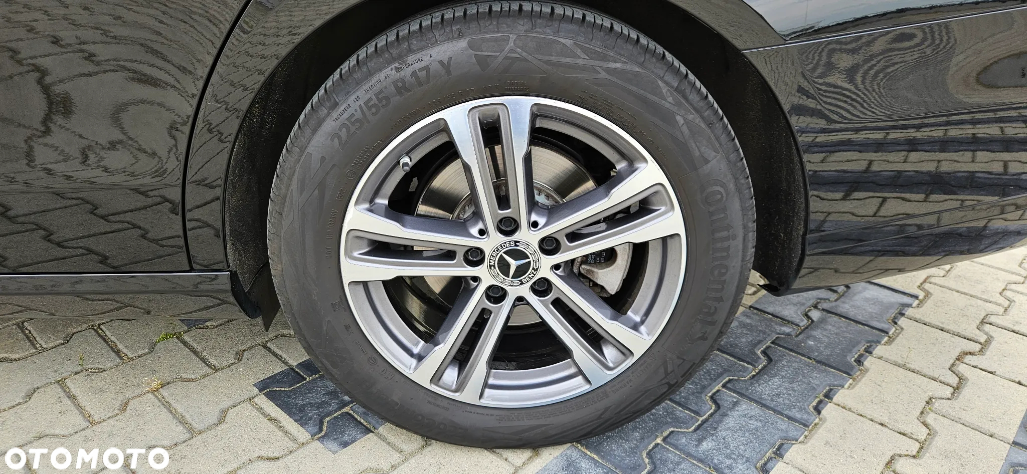 Mercedes-Benz Klasa E 220 d Avantgarde - 32