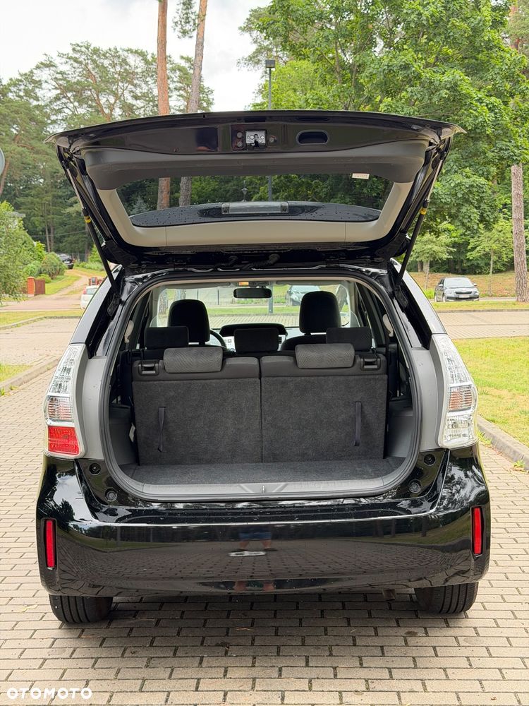 Toyota Prius+ (Hybrid) Executive - 10