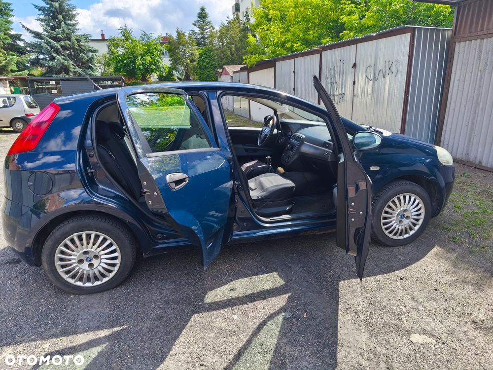 Fiat Grande Punto 1.2 8V Active - 12