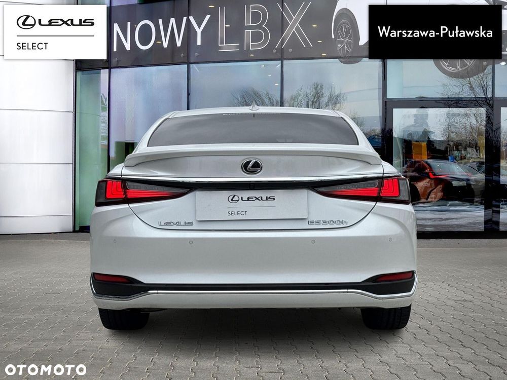 Lexus ES 300h Business Edition - 8