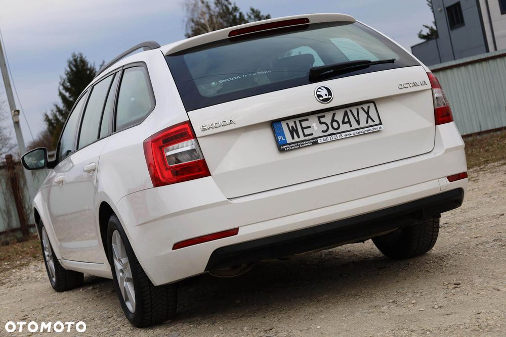 Skoda Octavia 2.0 TDI Ambition DSG - 5