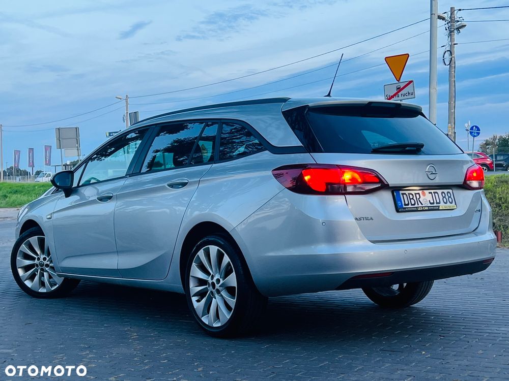 Opel Astra 1.6 D (CDTI) Sports Tourer Edition - 4