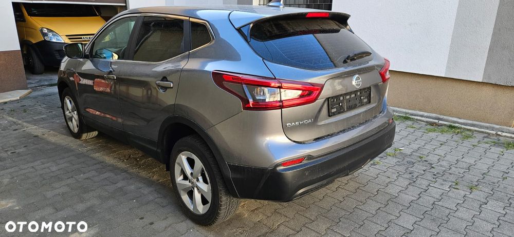 Nissan Qashqai - 4