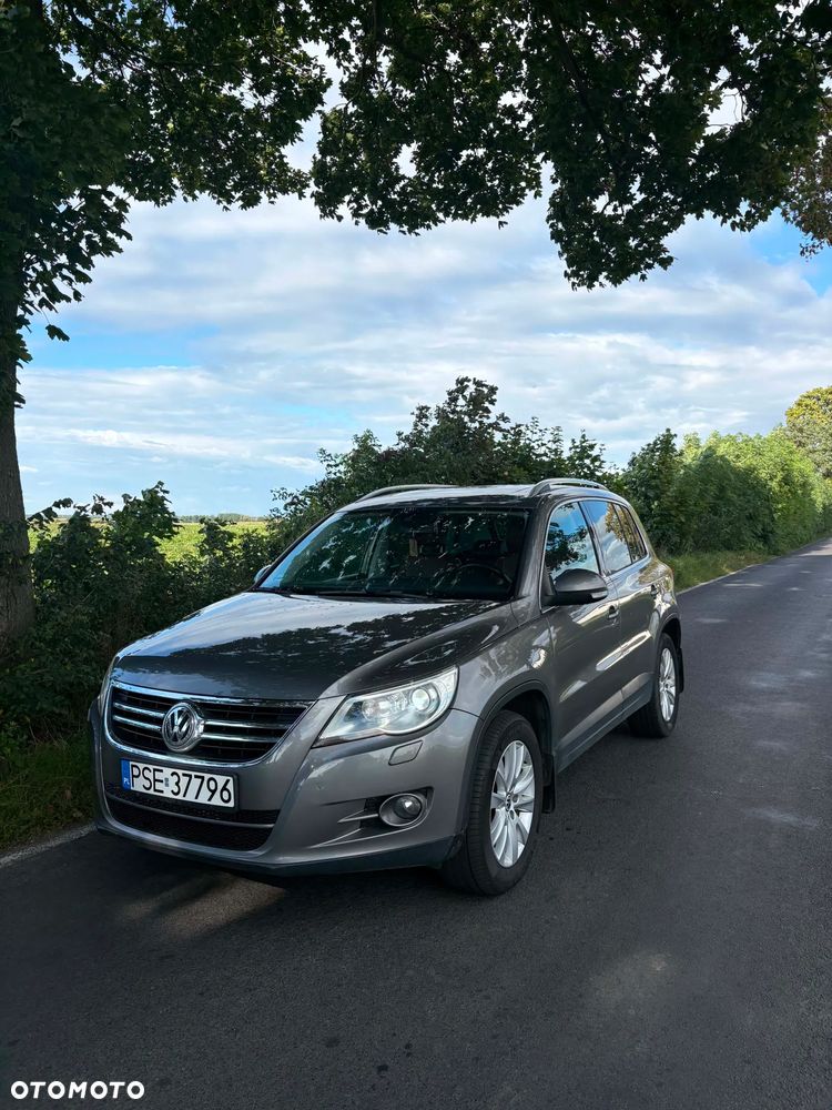 Volkswagen Tiguan - 2
