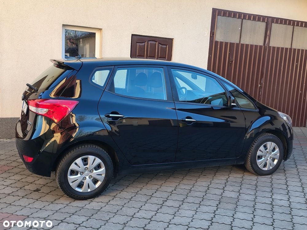 Hyundai ix20 1.4 blue Comfort - 28