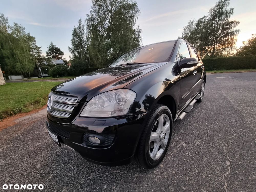 Mercedes-Benz ML - 10