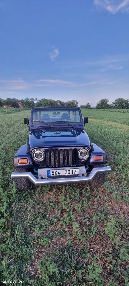 Jeep Wrangler - 13