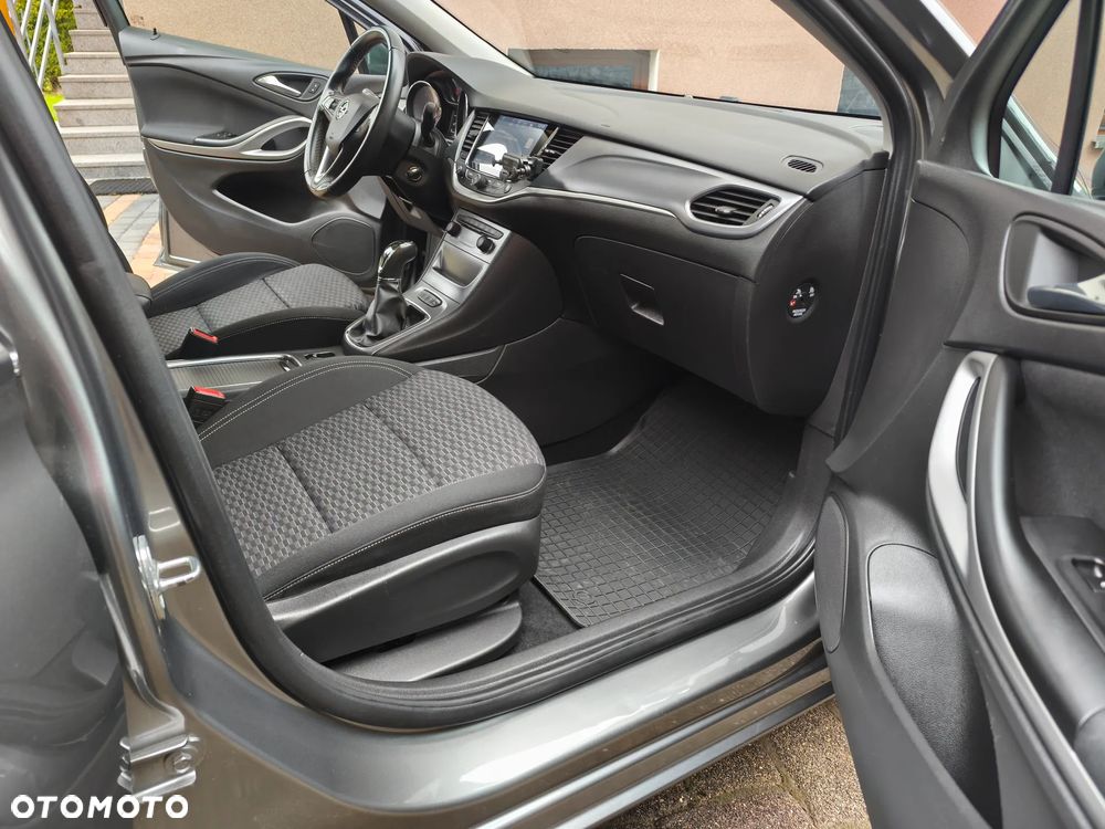 Opel Astra 1.6 CDTI Sport - 20