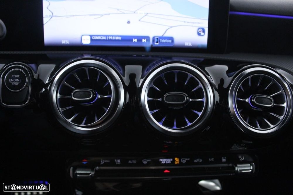 Mercedes-Benz A 250 e AMG Line - 28