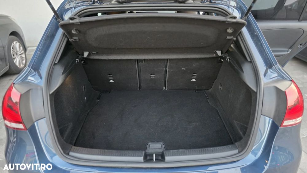 Mercedes-Benz A 180 d 8G-DCT - 13