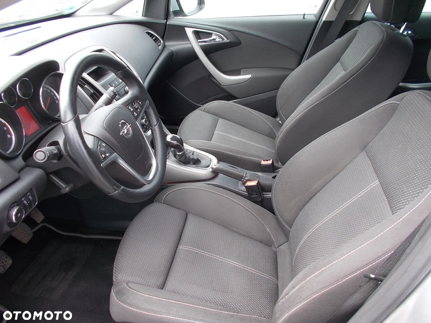 Opel Astra IV 1.4 T Edition 150 - 17