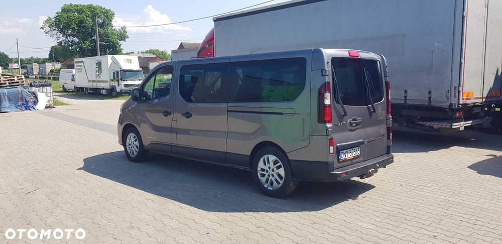 Renault Trafic - 1