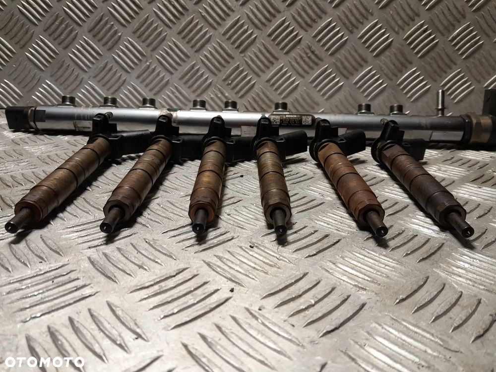 BMW E92 UKŁAD WTRYSKOWY LISTWA WTRYSKOWA 3.0 DIESEL N57 780012401 7805428-01 - 6