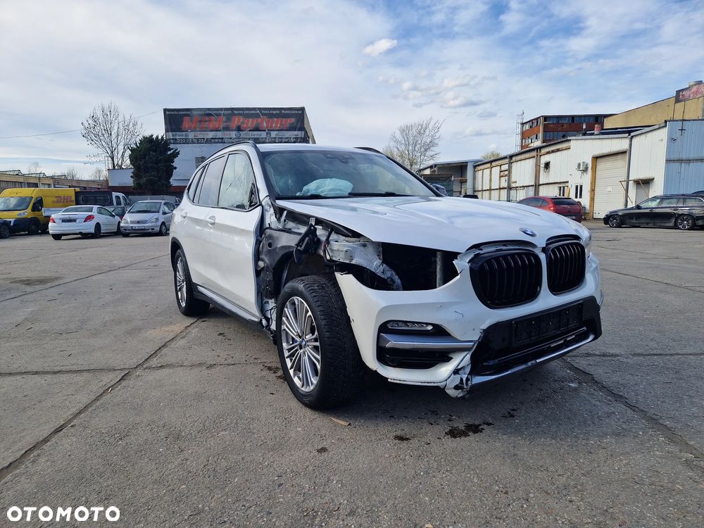 BMW X3 xDrive20d Luxury Line sport - 7