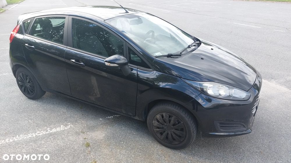 Ford Fiesta - 2