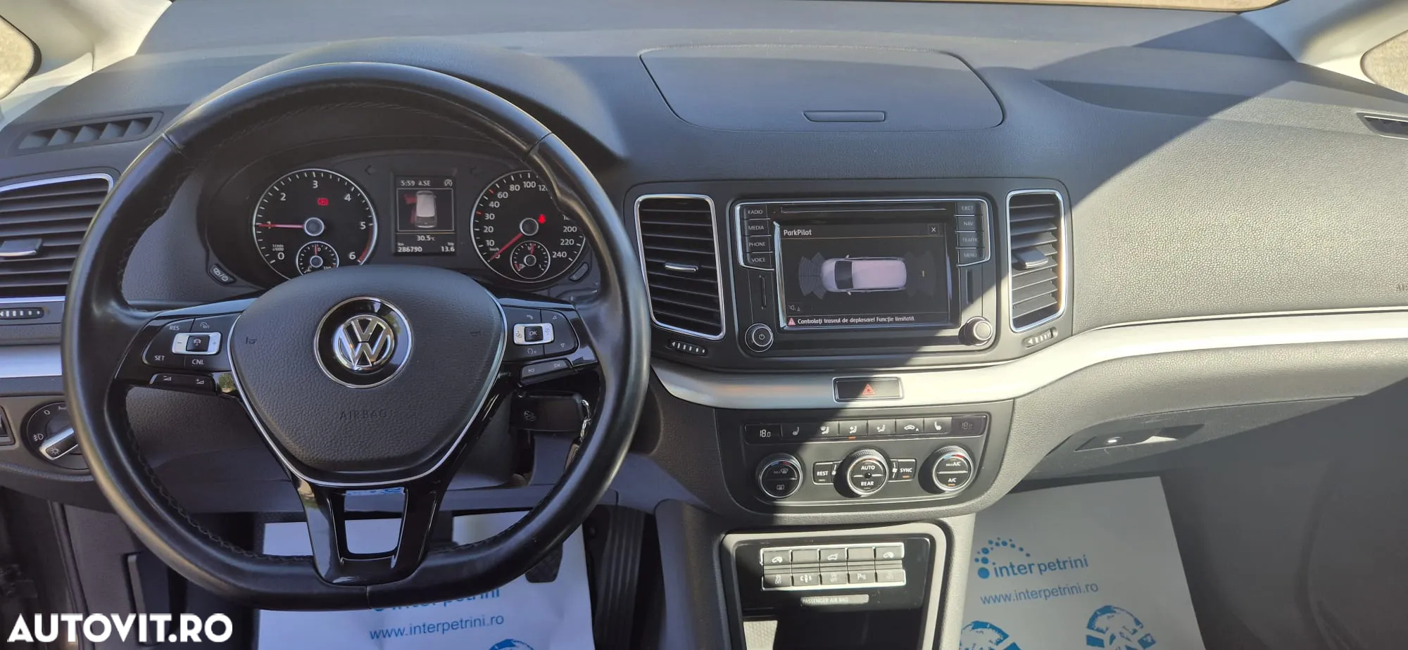 Volkswagen Sharan - 22
