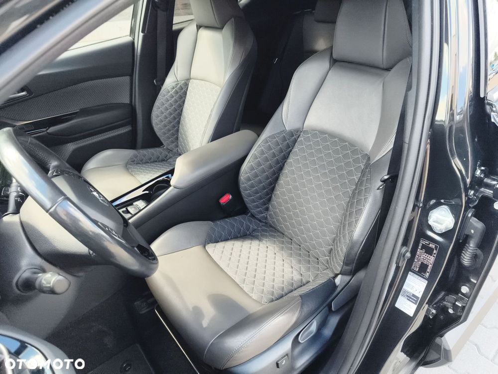 Toyota C-HR 2.0 Hybrid Executive - 19