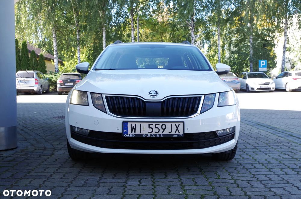 Skoda Octavia 1.6 TDI SCR Ambition - 2