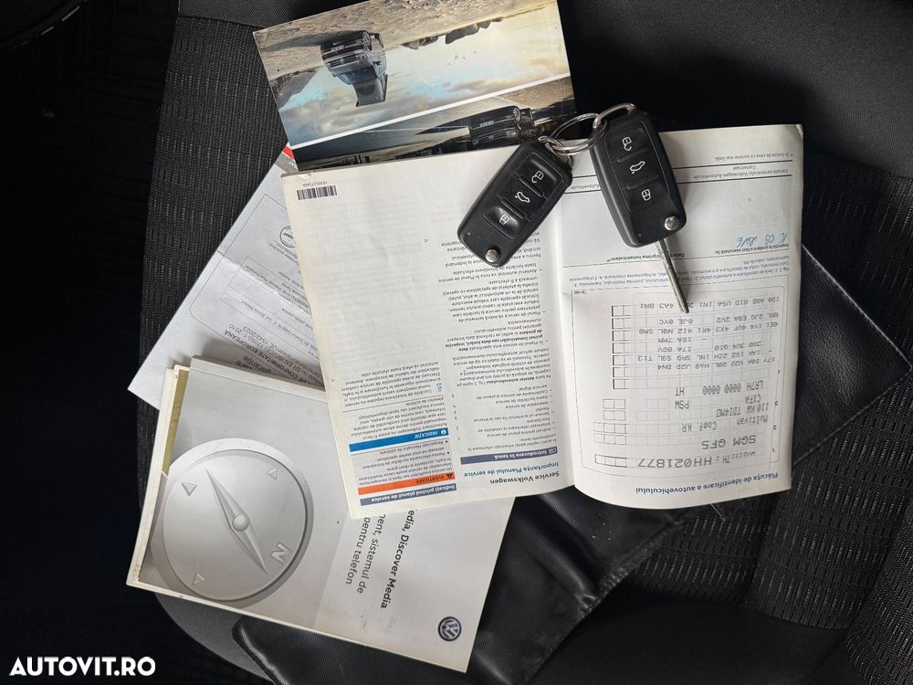 Volkswagen Multivan - 30