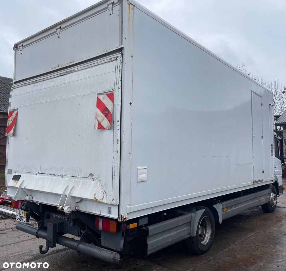 Mercedes-Benz Atego 818 bardzo dobry stan - 4