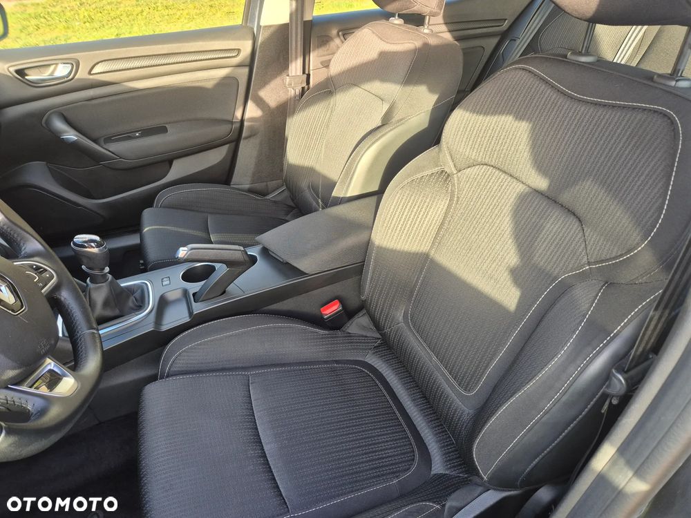 Renault Megane 2019 photo 3