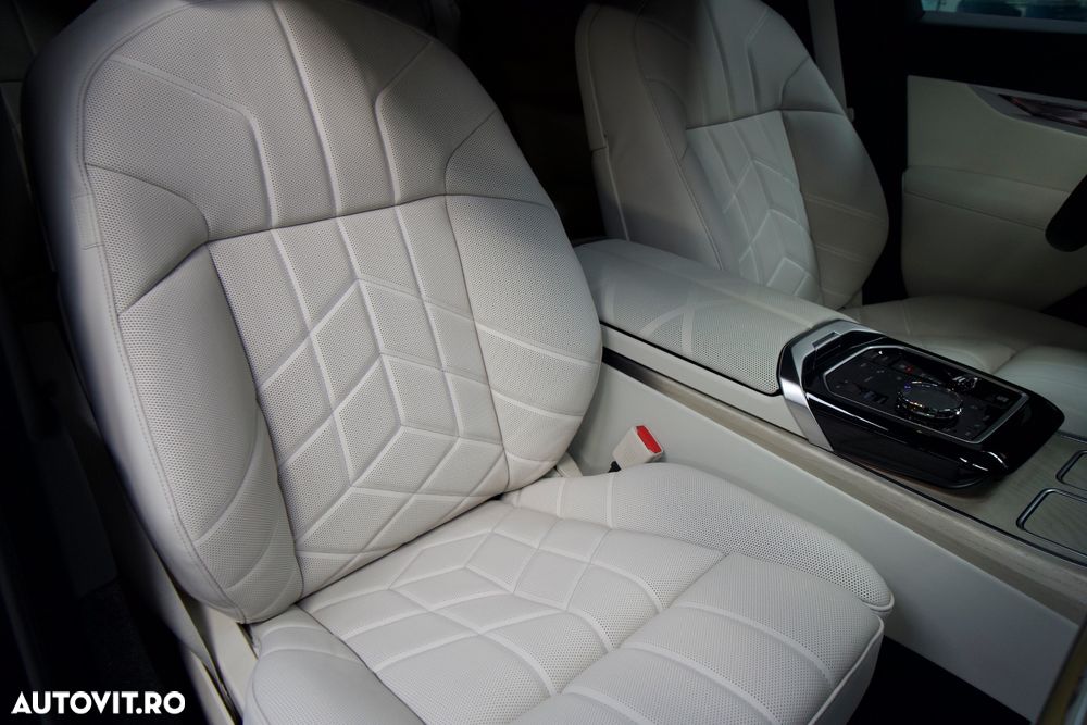 BMW Seria 7 740d xDrive MHEV - 3