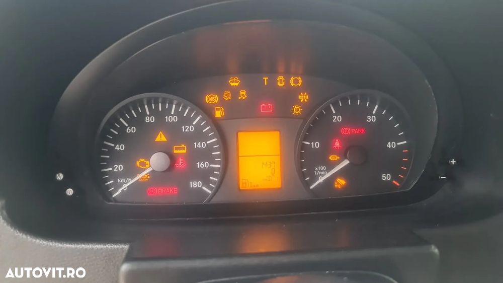 Mercedes-Benz Sprinter - 8