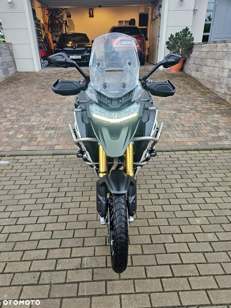 Triumph Tiger - 2