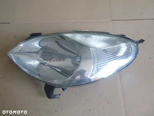LAMPA LEWY PRZÓD LEWA PRZEDNIA CITROEN XSARA PICASSO - 1