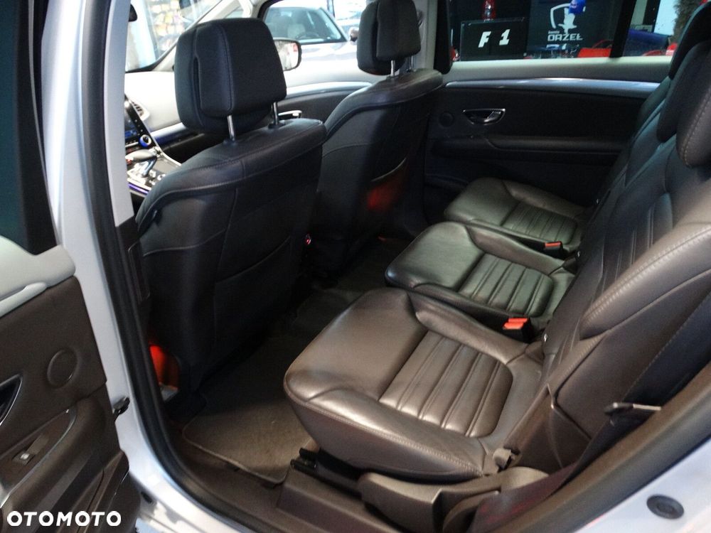 Renault Espace 1.6 dCi Energy Initiale Paris EDC - 26