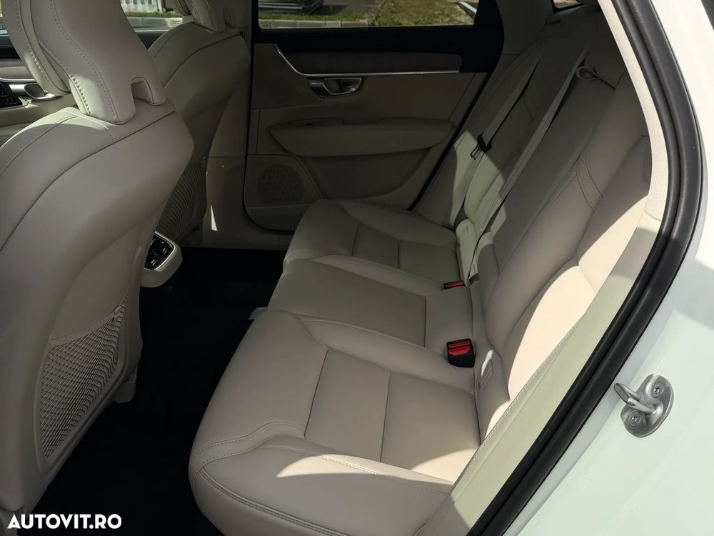 Volvo S90 - 11