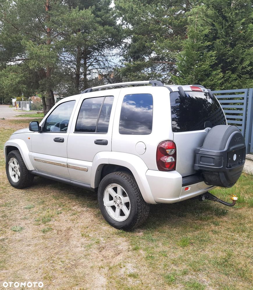 Jeep Cherokee 2.8 CRD Automatik Limited - 4