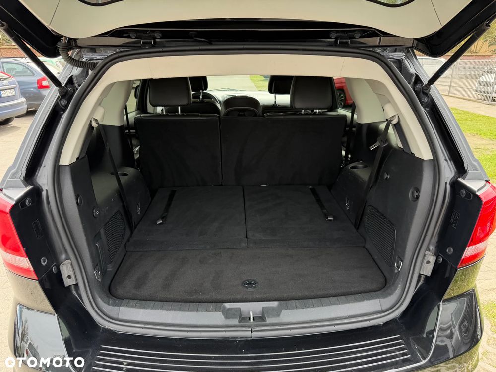 Fiat Freemont 2.0 Multijet 16V DPF Automatik Allrad Lounge - 17