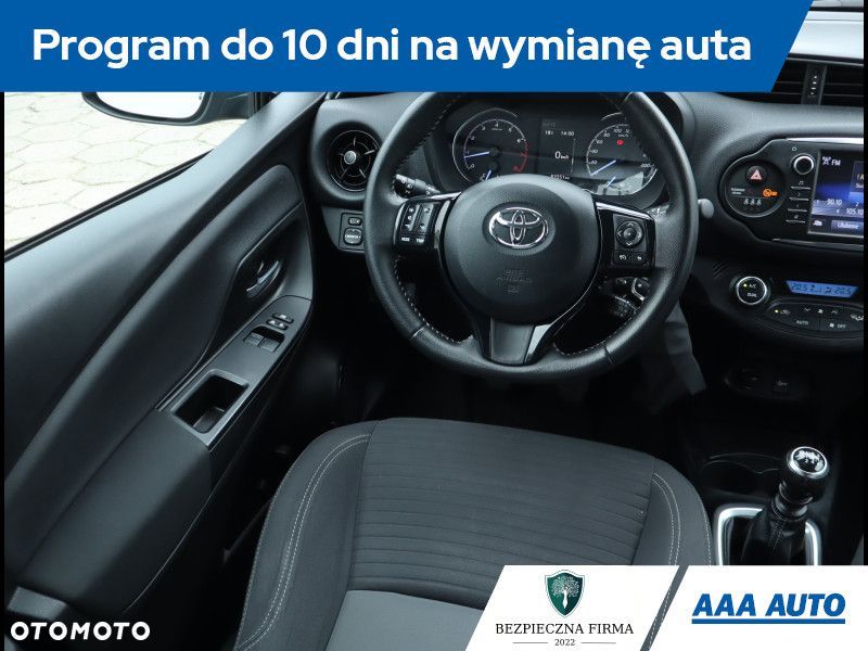 Toyota Yaris - 8