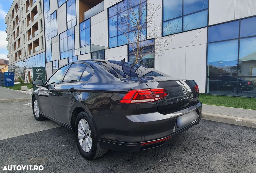 Volkswagen Passat 1.5 TSI ACT Trendline - 5