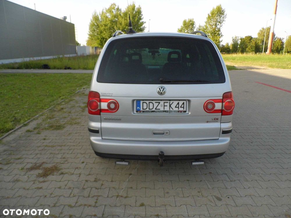 Volkswagen Sharan 2004 photo 5