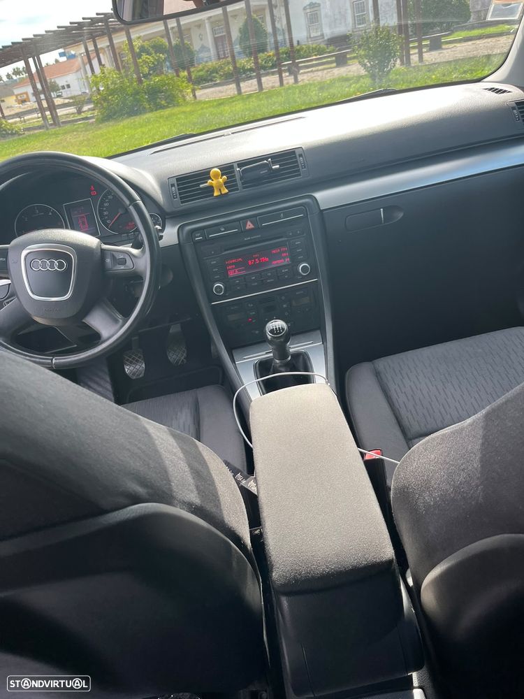 Audi A4 Avant 2.0 TDi S-line - 3