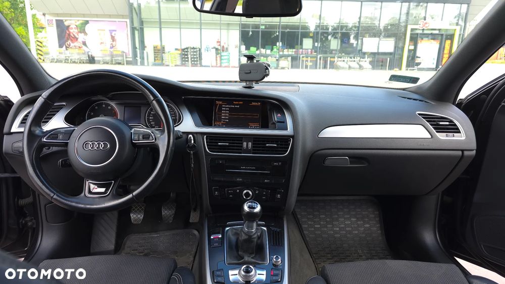 Audi A4 Limousine 1.8 TFSI S line Sportpaket - 20