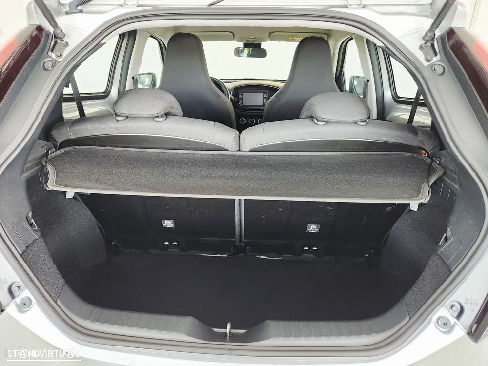 Toyota Aygo X Air Style - 53