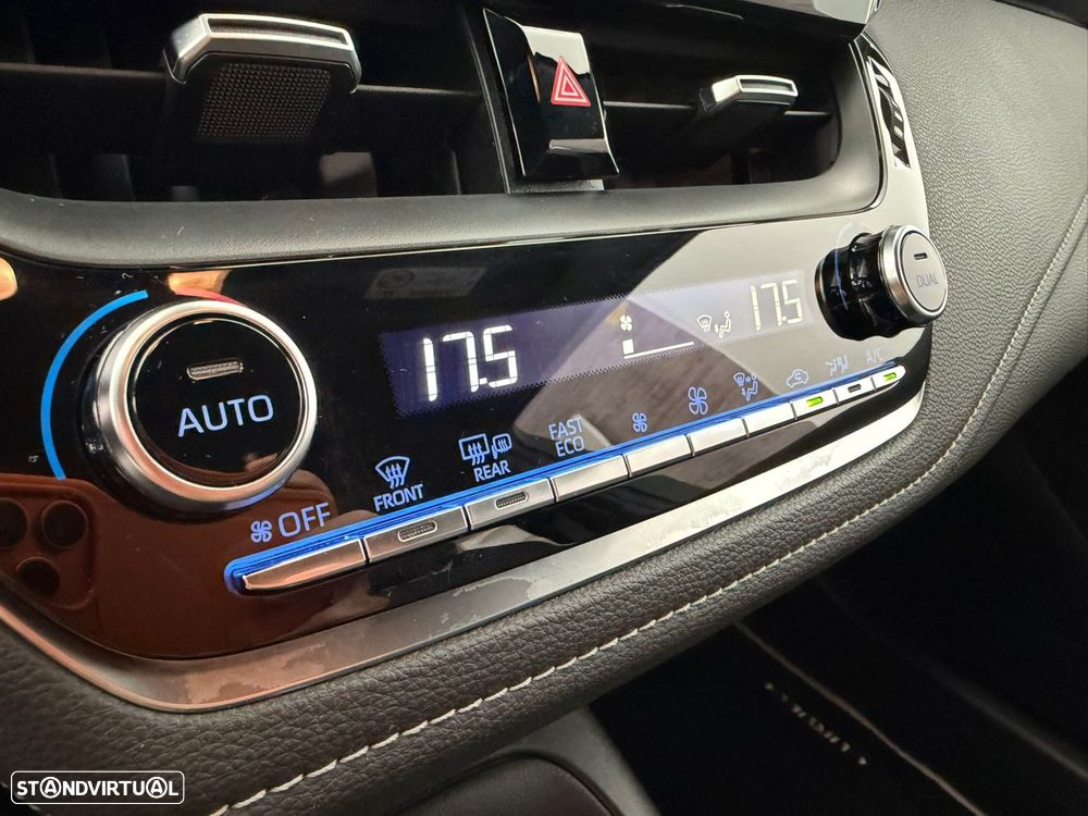 Toyota Corolla Touring Sports 1.8 Hybrid Comfort - 14