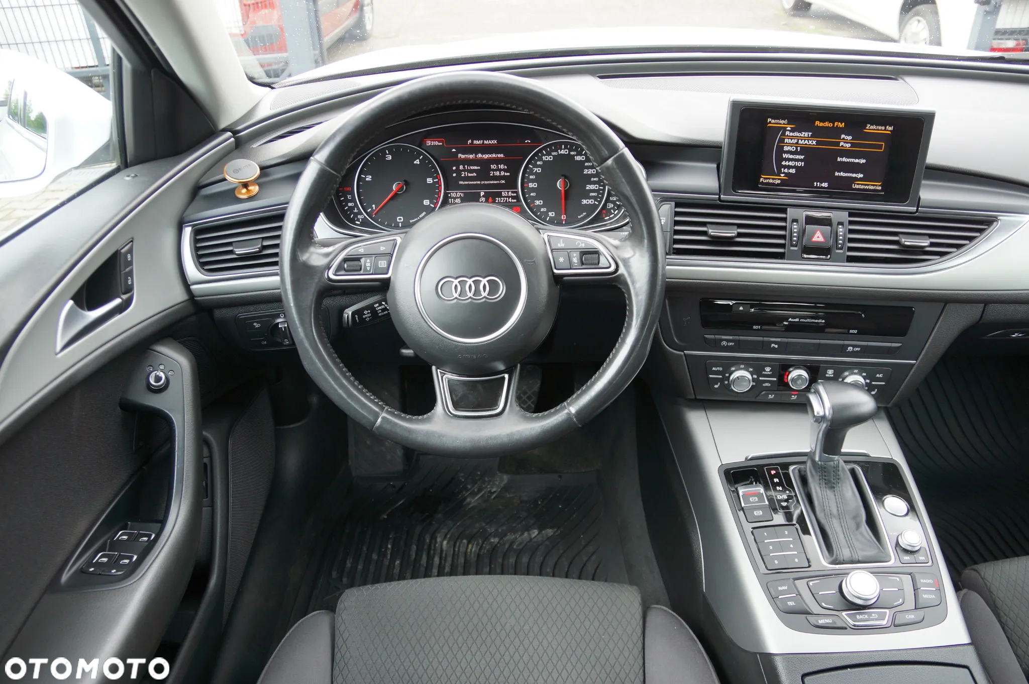Audi A6 Avant 2.0 TDI Ultra S tronic - 12