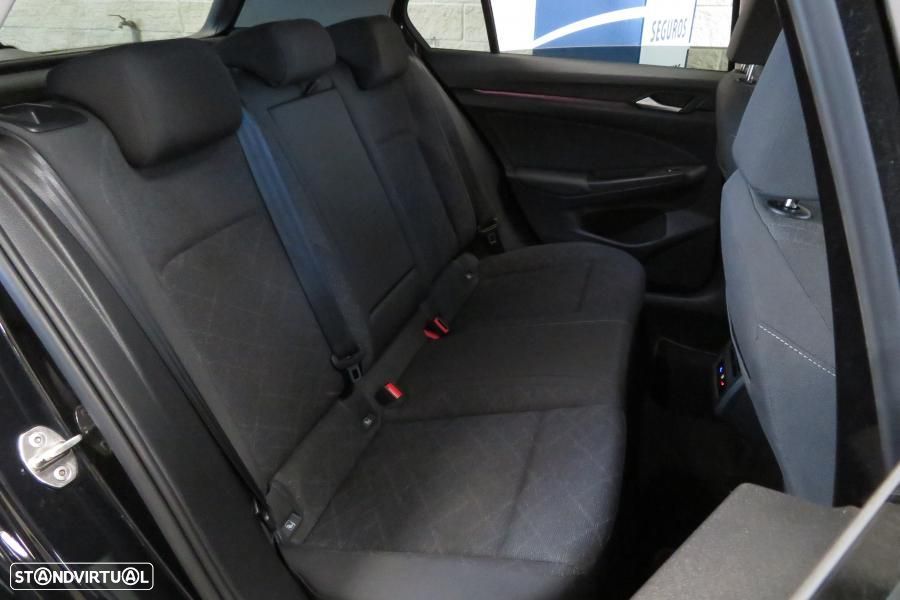 VW Golf 1.0 TSI Life - 23