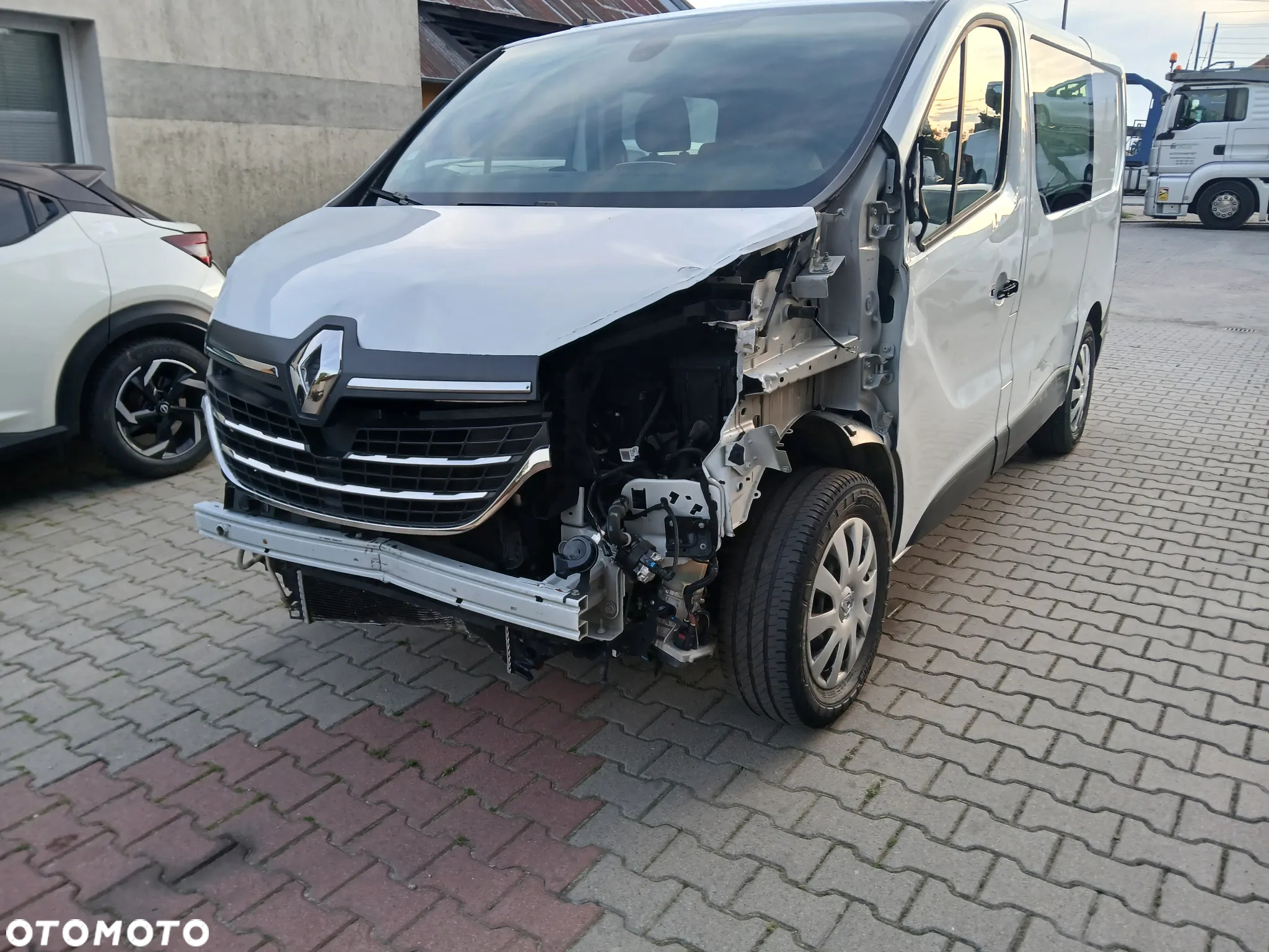 Renault Trafic - 6