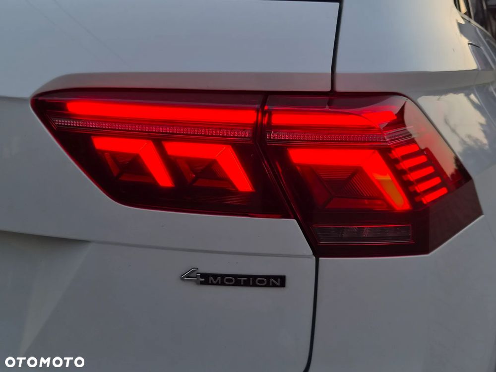 Volkswagen Tiguan 2.0 TSI 4Mot R-Line DSG - 28