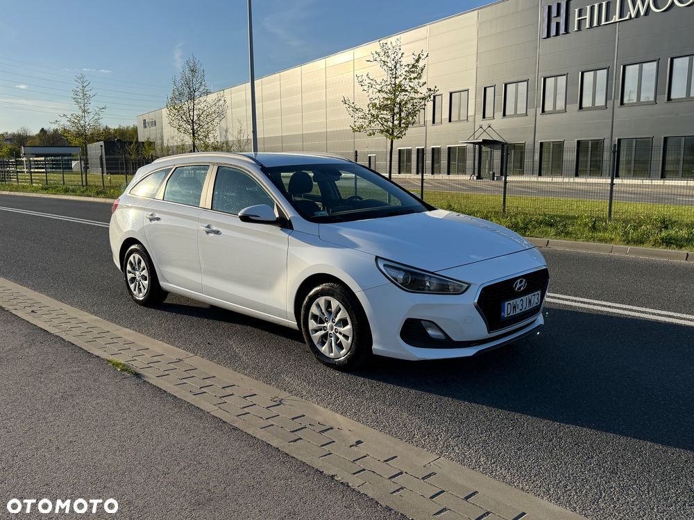 Hyundai i30 1.6 D Classic + - 1