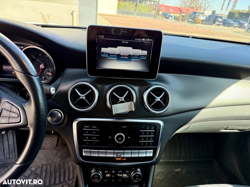 Mercedes-Benz GLA 220 d 4MATIC Aut. - 15